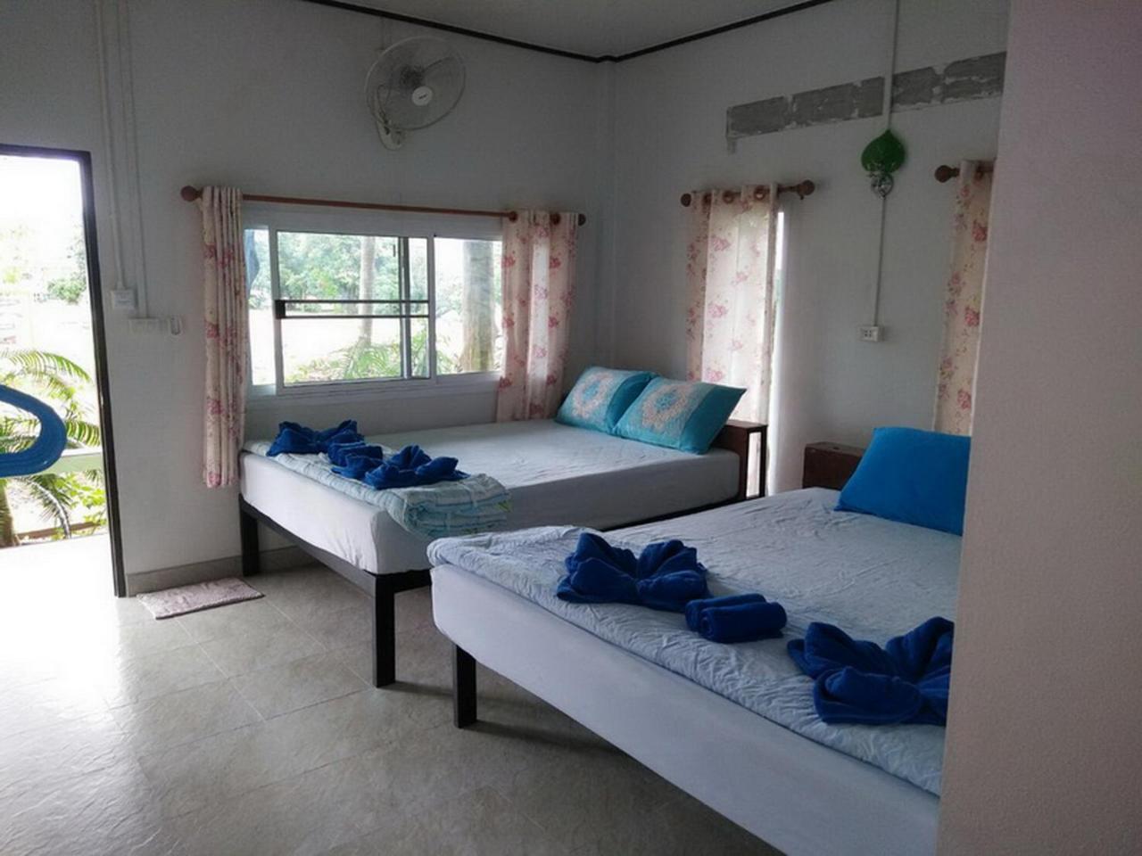 Koh Phayam Greentawan Resort Exterior photo